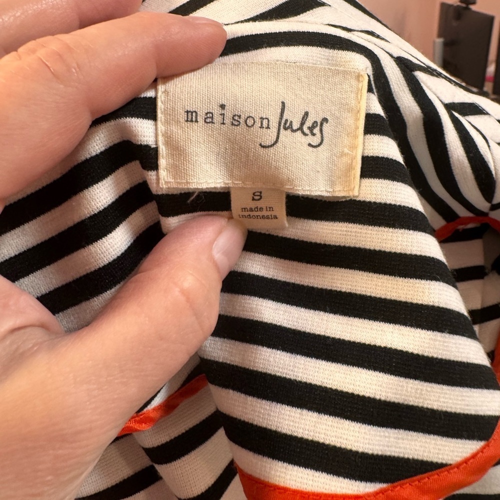 Maison Jules Classic Black and White Striped Women's Blazer - Picture 6 of 7